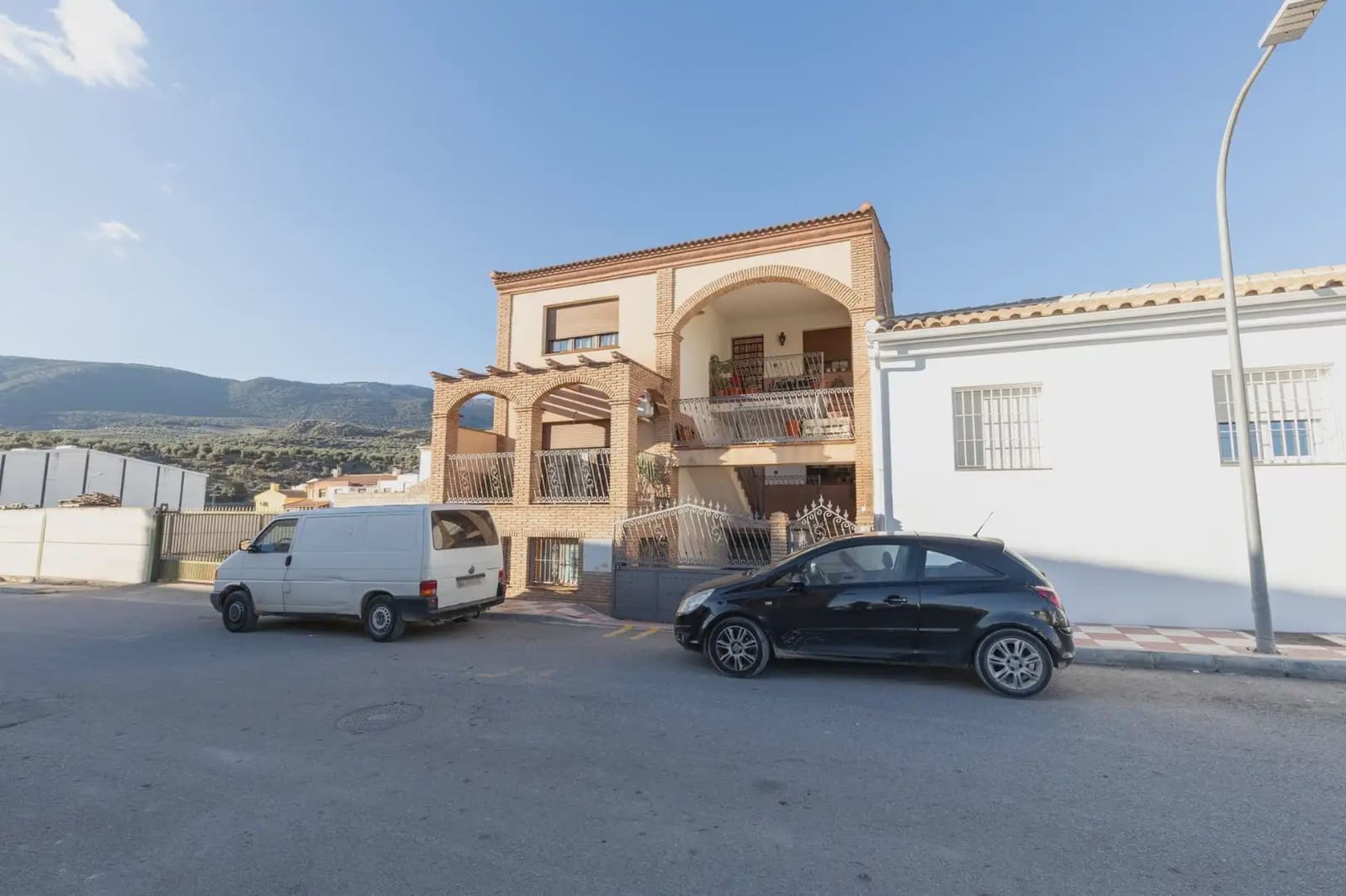 Flat for sale in Illora with garage - € 125,000 (Ref: 9837206)