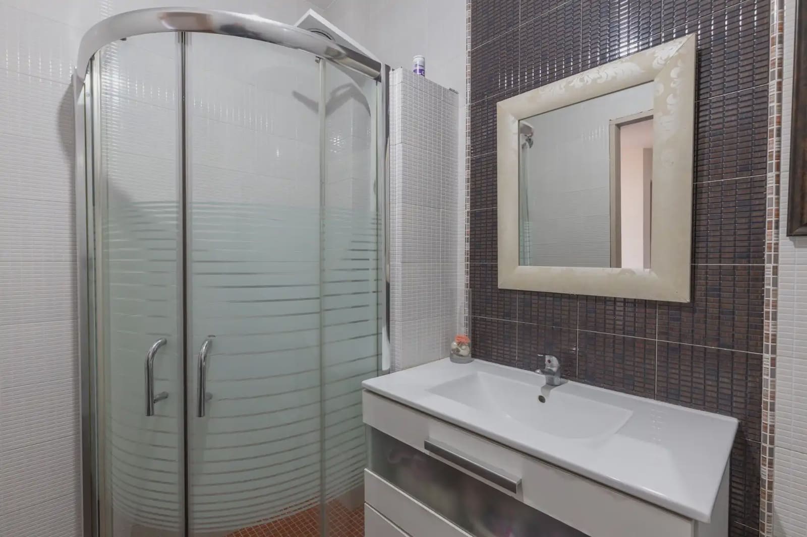 Flat for sale in Illora with garage - € 125,000 (Ref: 9837206)