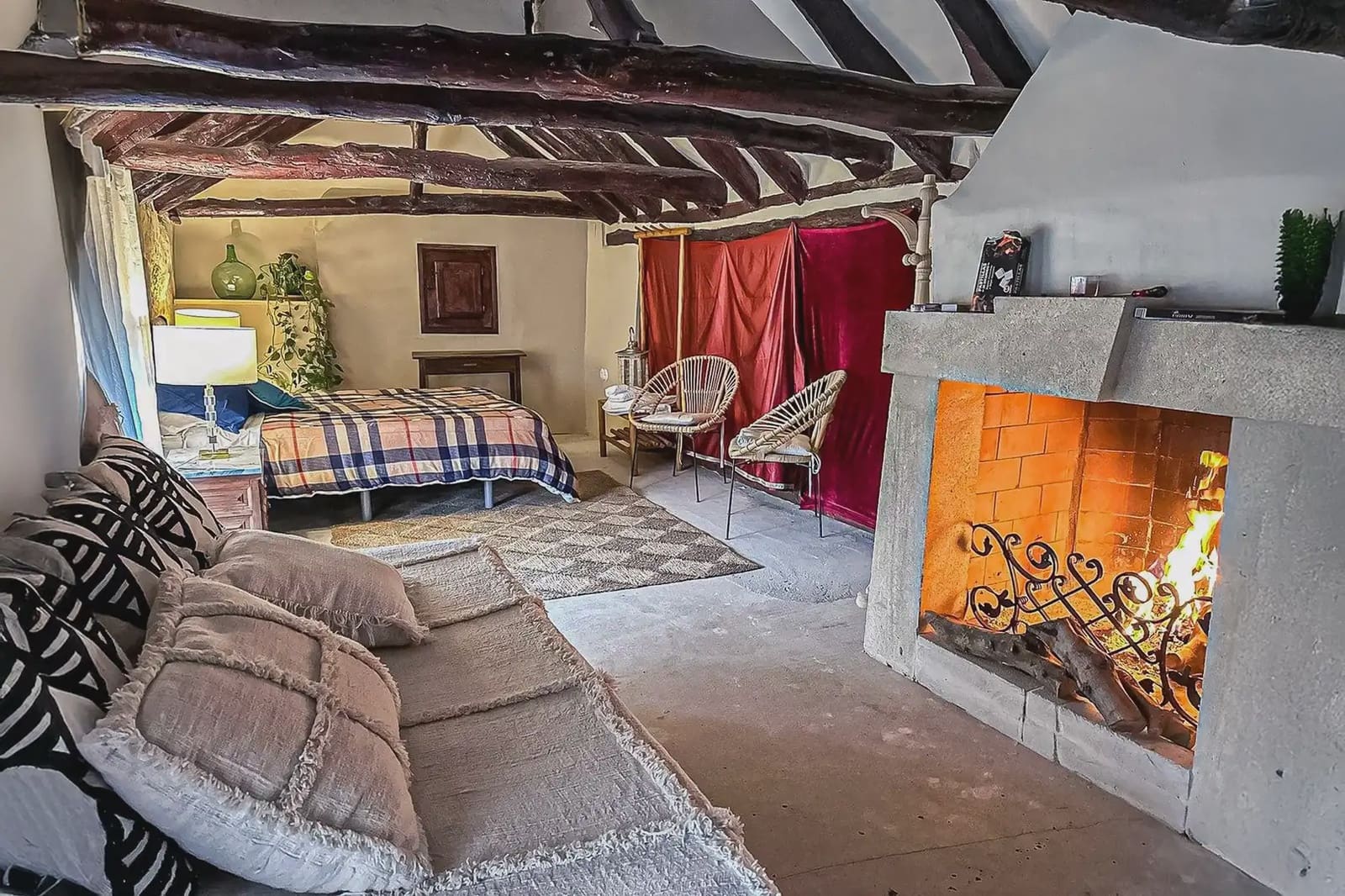 Hotel for sale in Alcala la Real - € 490,000 (Ref: 9837209)