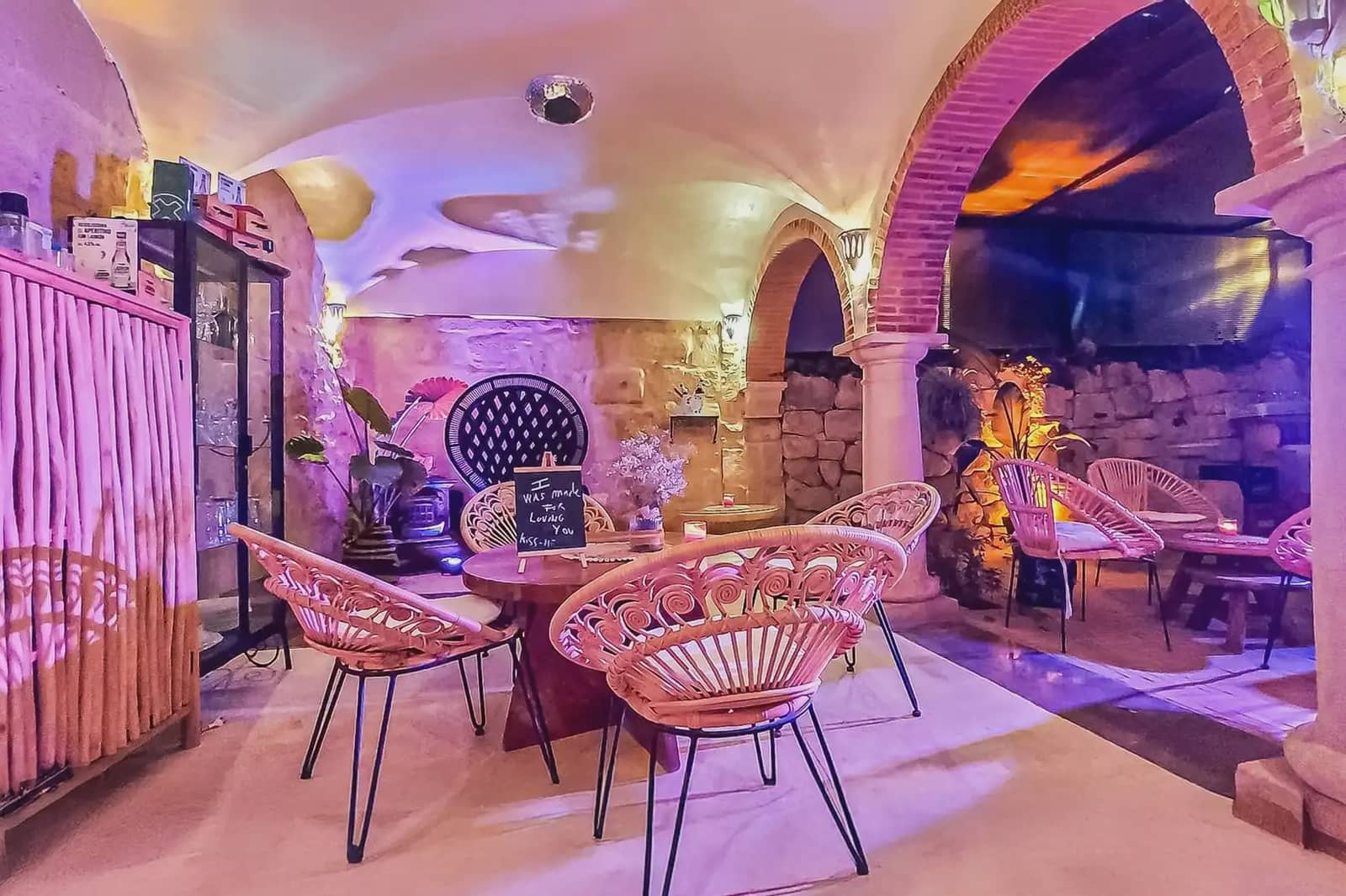 Hotel for sale in Alcala la Real - € 490,000 (Ref: 9837209)