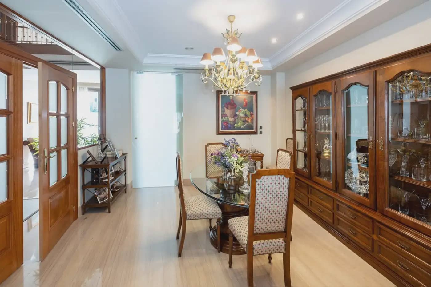 Villa for sale in Granada city with pool garage - € 995,000 (Ref: 9837211)