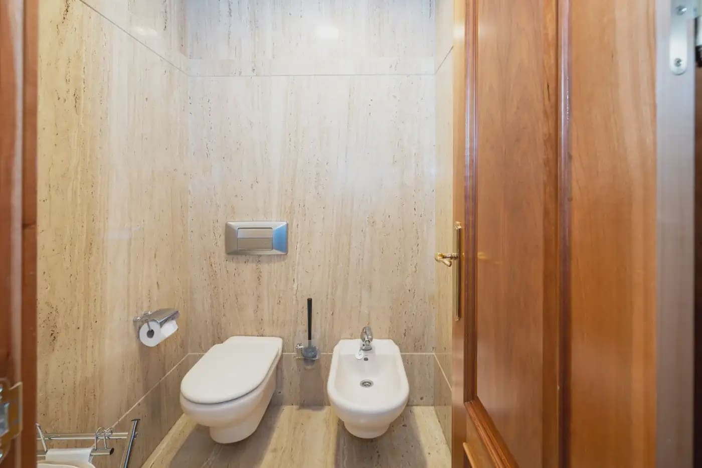 Villa for sale in Granada city with pool garage - € 995,000 (Ref: 9837211)