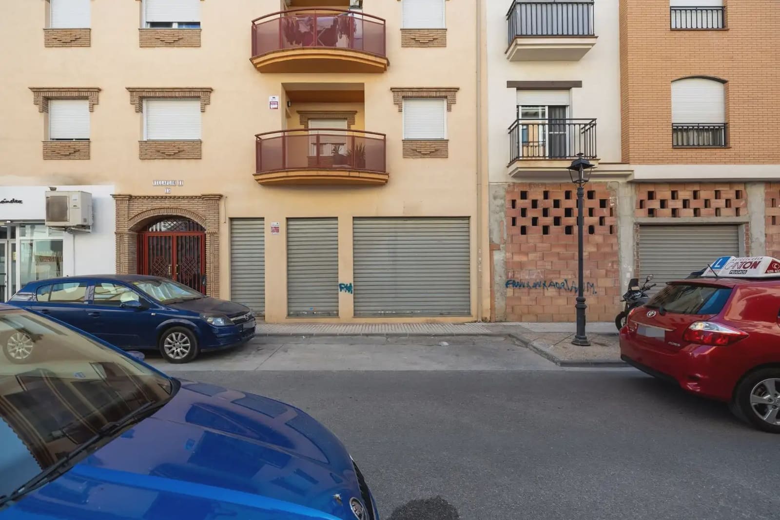 Erhverv til salg i Peligros - € 59.000 (Ref: 9837212)