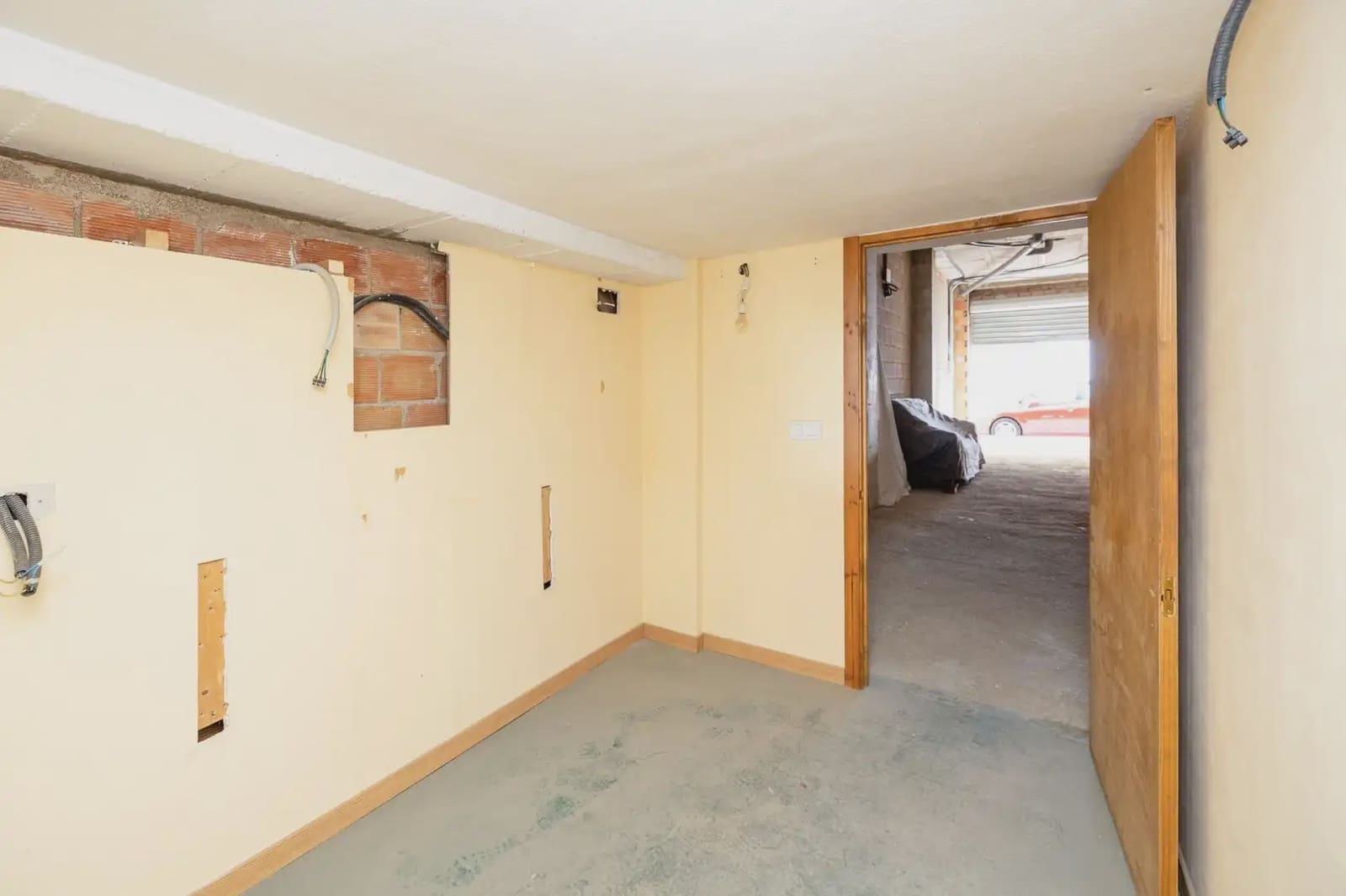 Erhverv til salg i Peligros - € 59.000 (Ref: 9837212)