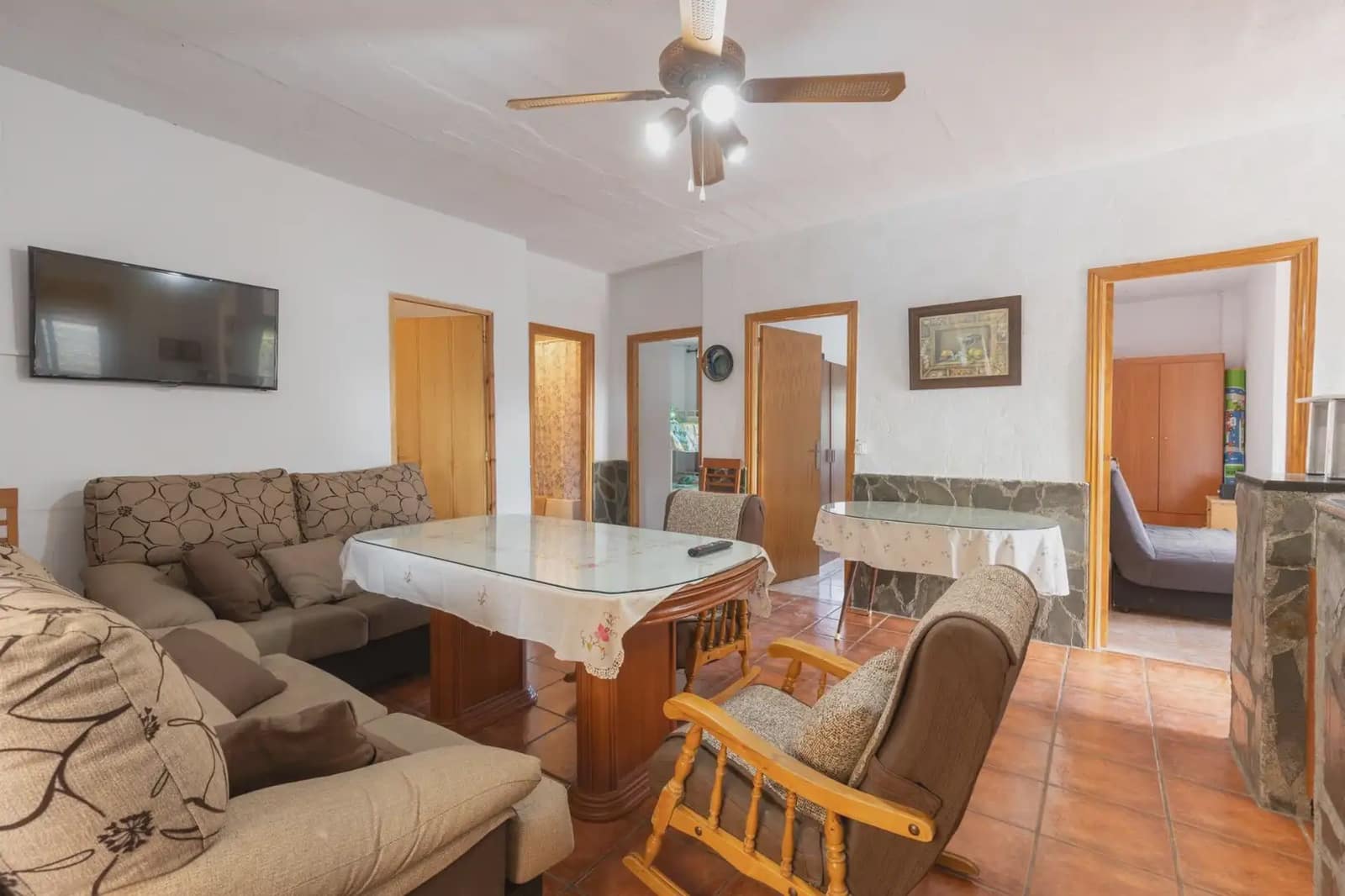 Finka/Dom wiejski na sprzedaż w Cogollos Vega z basenem - 199 000 € (Ref: 9837213)