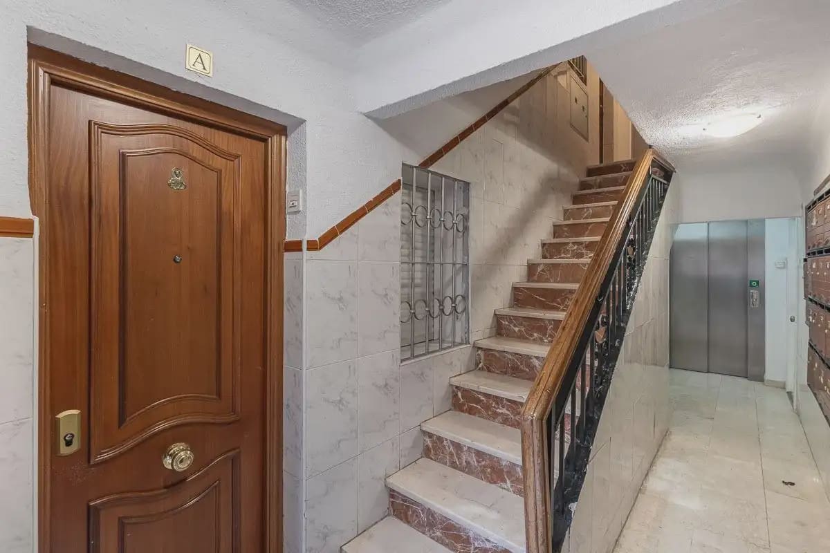 Lejlighed til salg i Granada by - € 249.900 (Ref: 9837215)
