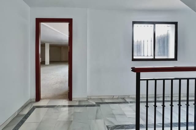 Erhverv til salg i Alhama de Granada - € 119.000 (Ref: 9837217)