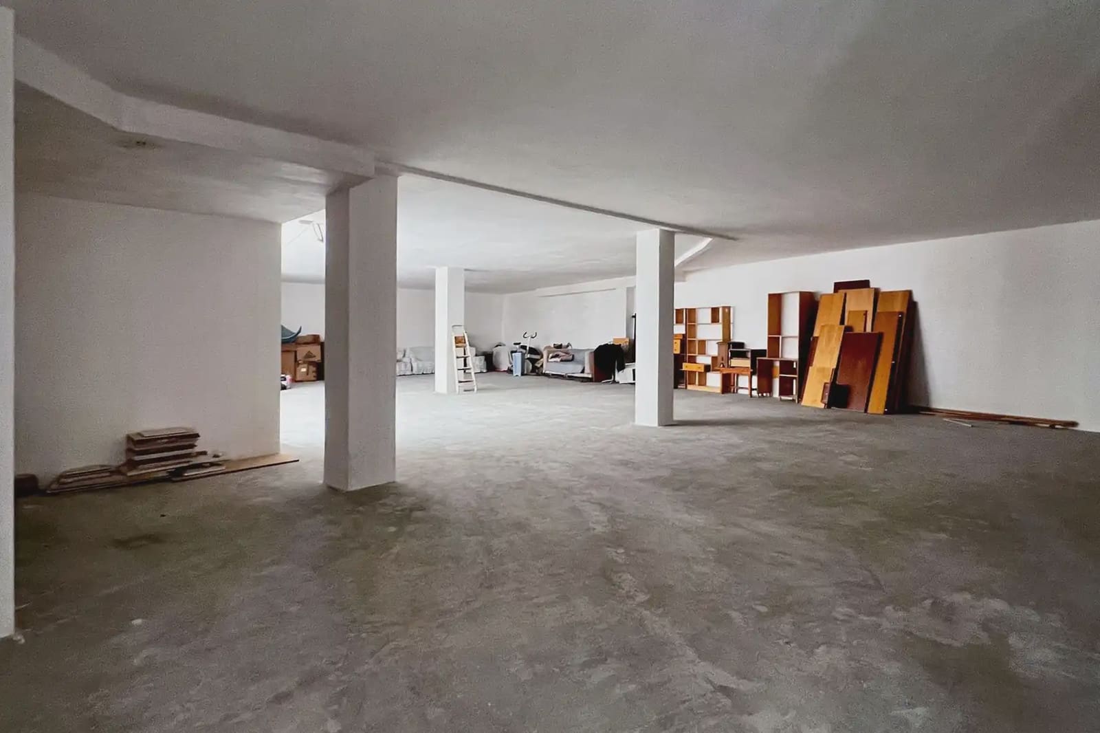 Commercial for sale in Alhama de Granada - € 119,000 (Ref: 9837217)