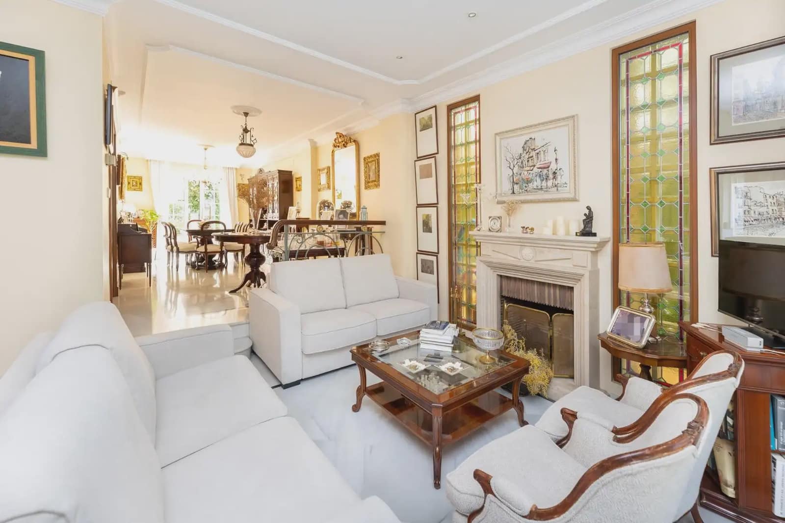 Semi-detached Villa for sale in Granada city with pool garage - € 950,000 (Ref: 9837218)