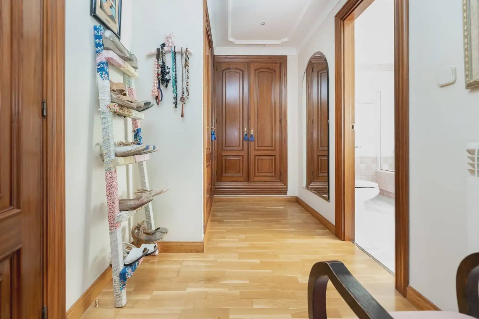 Semi-detached Villa for sale in Granada city with pool garage - € 950,000 (Ref: 9837218)