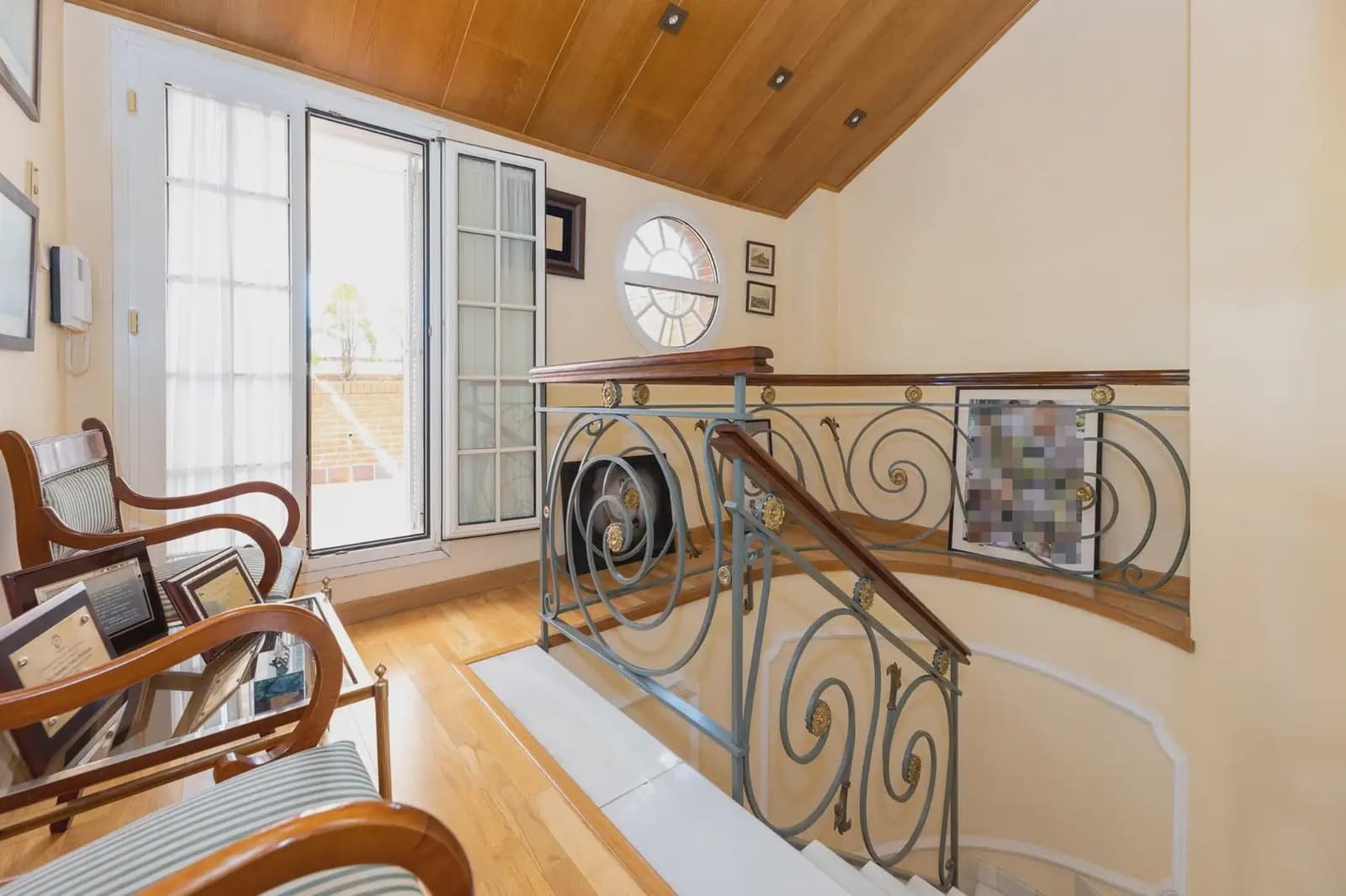 Semi-detached Villa for sale in Granada city with pool garage - € 950,000 (Ref: 9837218)