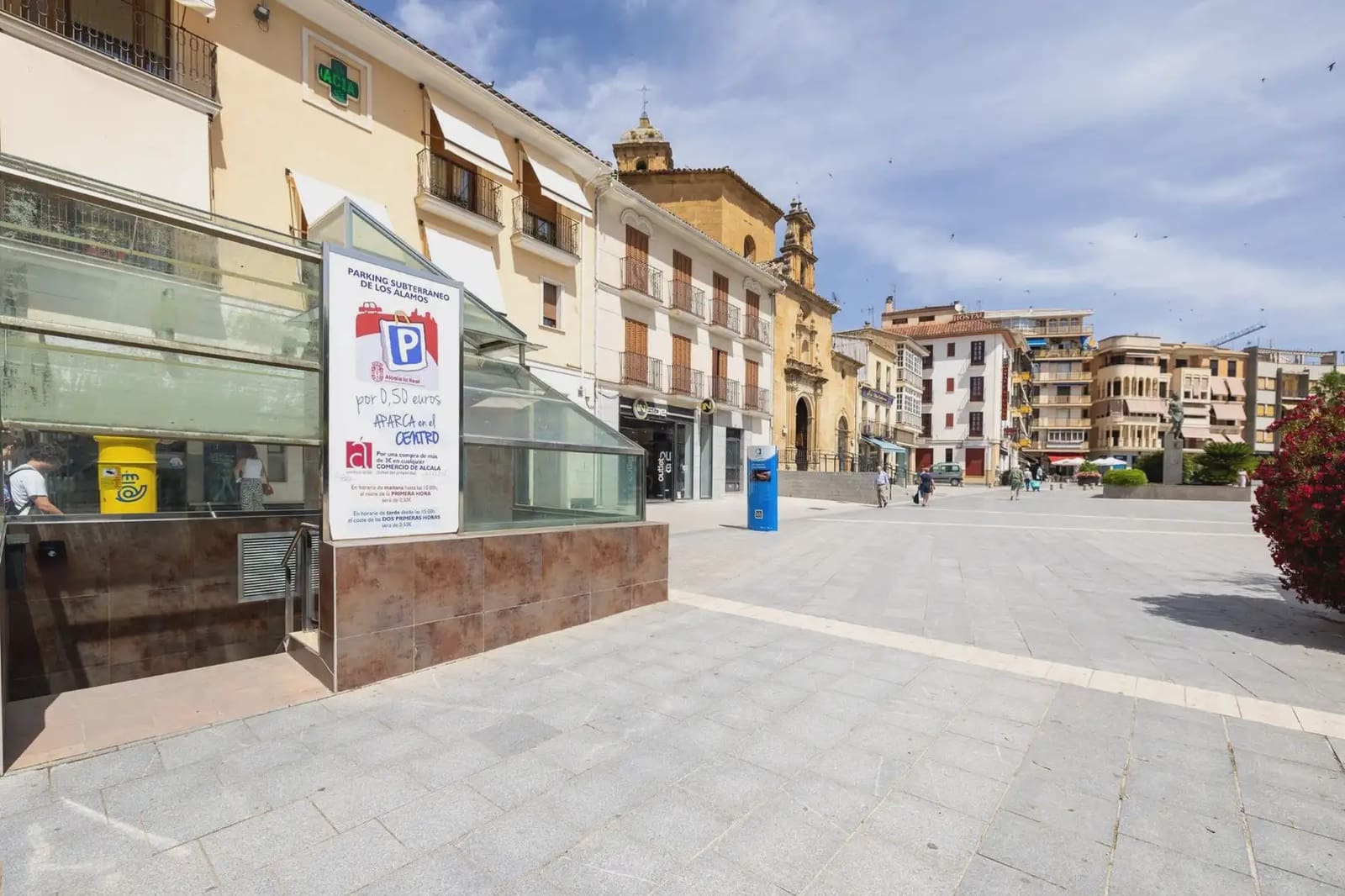 Flat for sale in Alcala la Real - € 235,000 (Ref: 9837219)