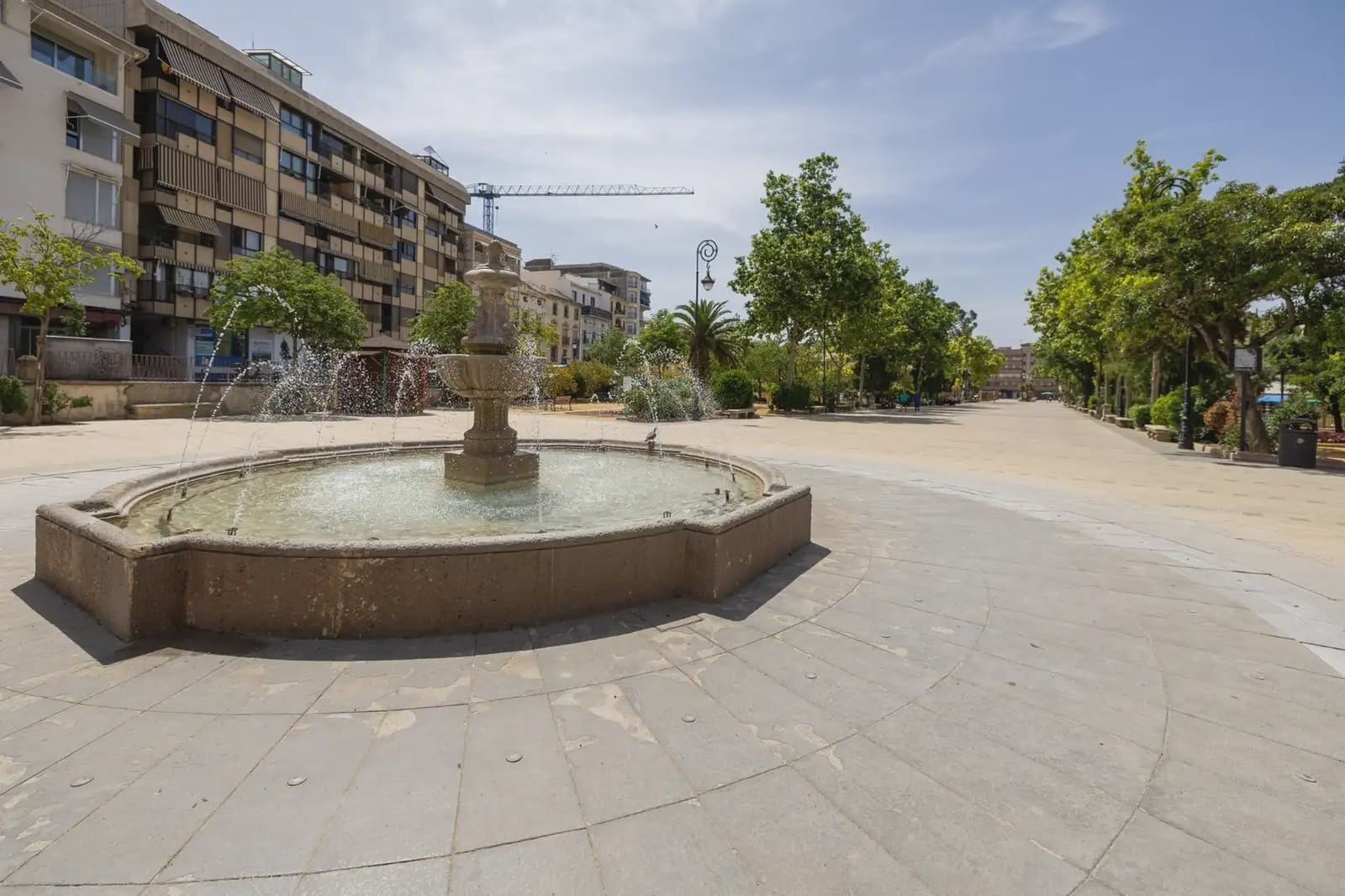 Flat for sale in Alcala la Real - € 235,000 (Ref: 9837219)