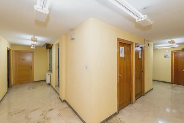 Kontor til leje i Figares, Granada by - € 400 (Ref: 9837220)