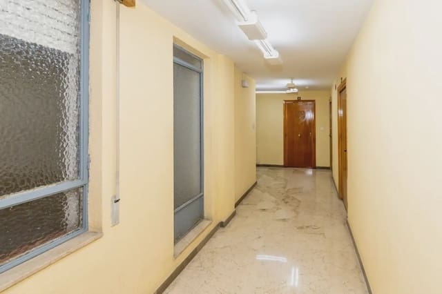 Kontor til leje i Figares, Granada by - € 400 (Ref: 9837220)
