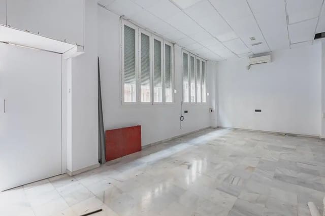 Gewerbe zu verkaufen in Camino de Ronda - Rosaleda, Granada Stadt - 310.000 € (Ref: 9837221)