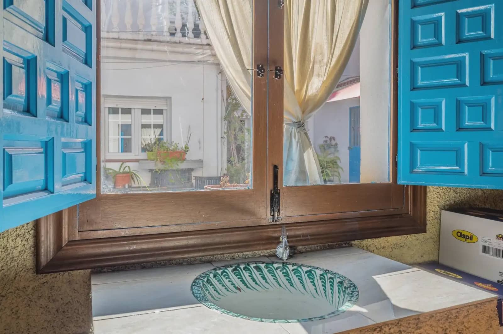 Hus til salgs i Armilla med garasje - € 329 900 (Ref: 9837223)