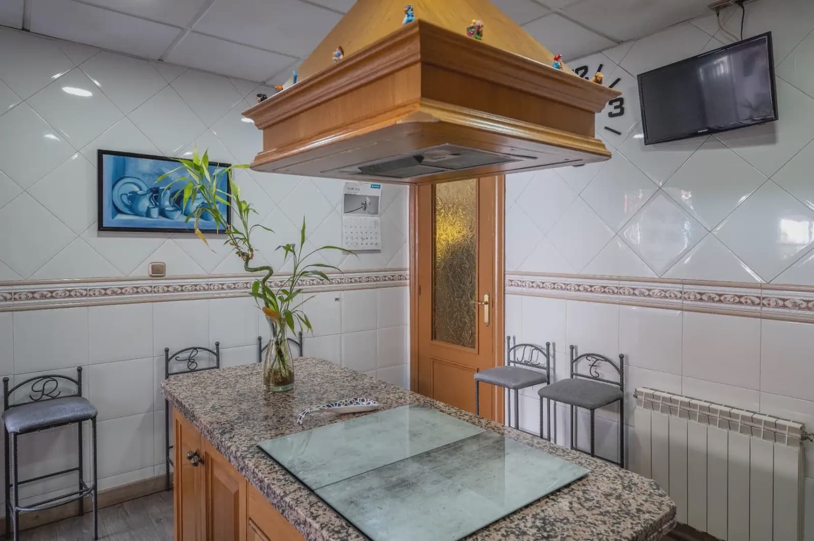 Hus til salgs i Armilla med garasje - € 329 900 (Ref: 9837223)