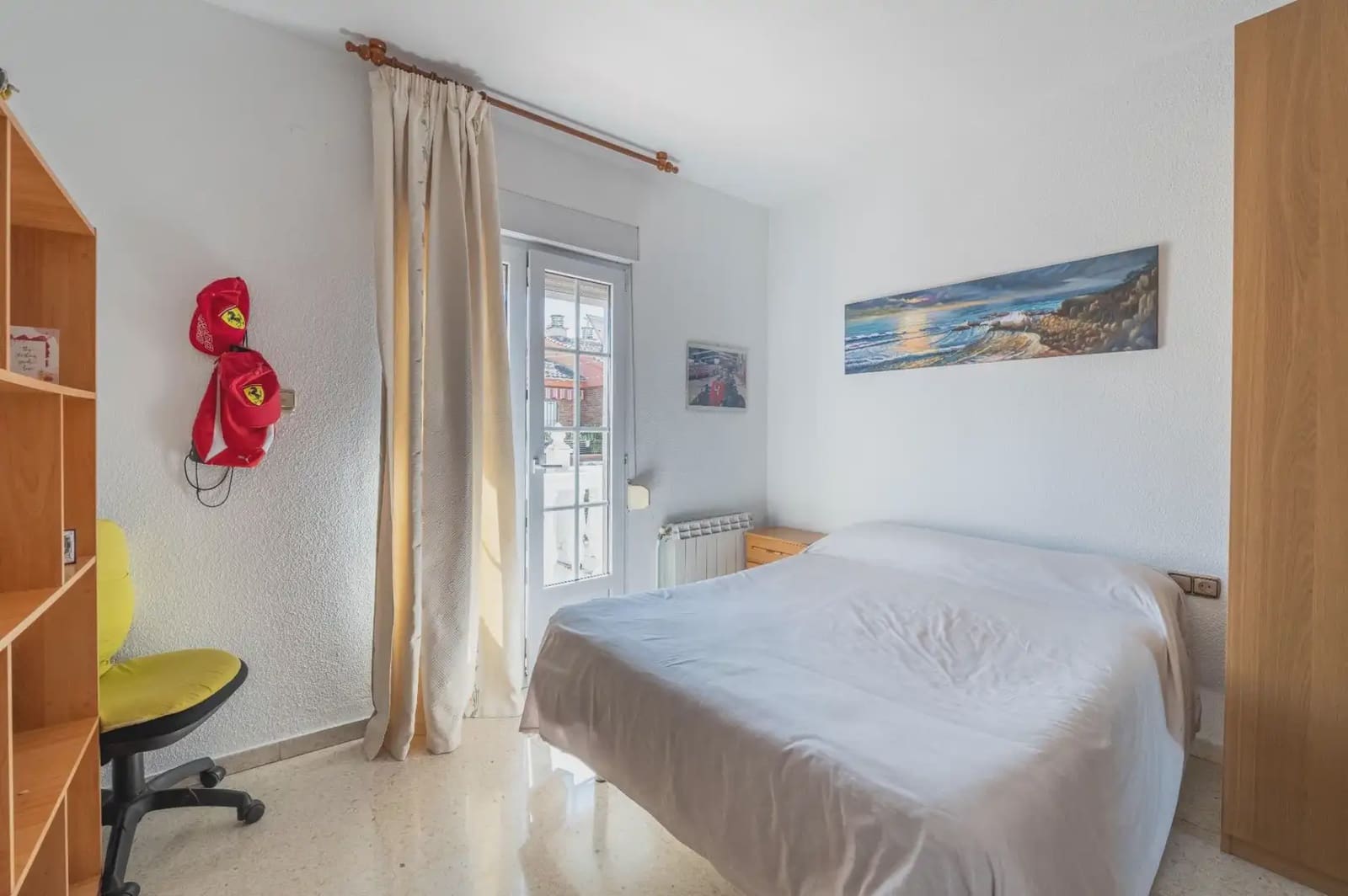 Hus til salgs i Armilla med garasje - € 329 900 (Ref: 9837223)