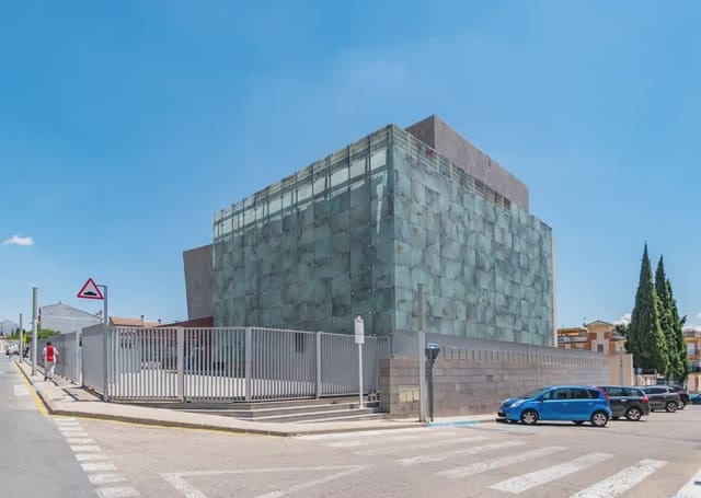 Casa en Peligros en venta con garaje - 349.000 € (Ref: 9837224)