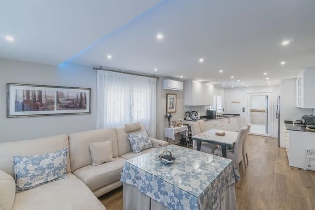 Casa en Peligros en venta con garaje - 349.000 € (Ref: 9837224)