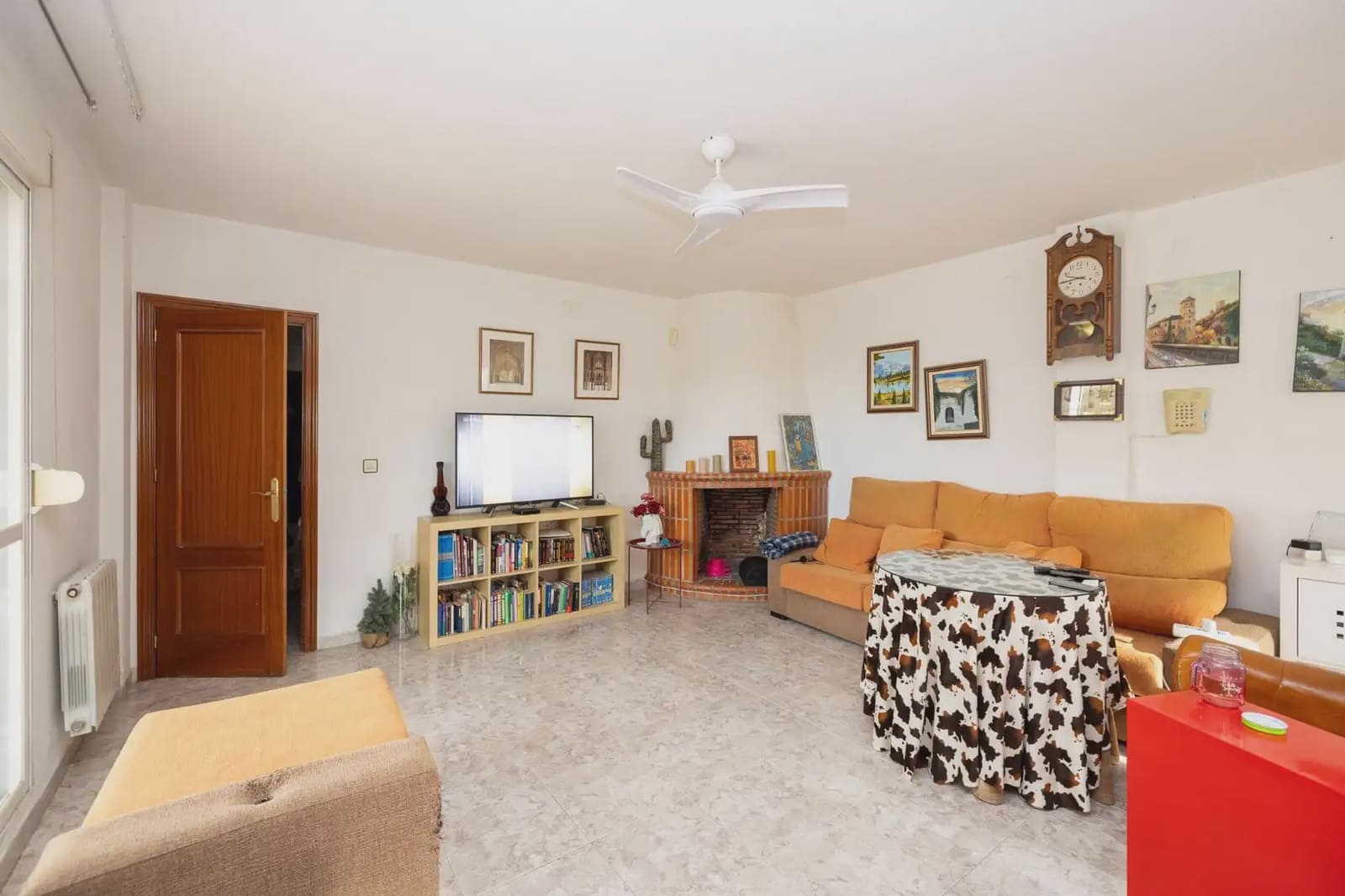 Villa/Maison à vendre à Otura avec garage - 349 500 € (Ref: 9837225)