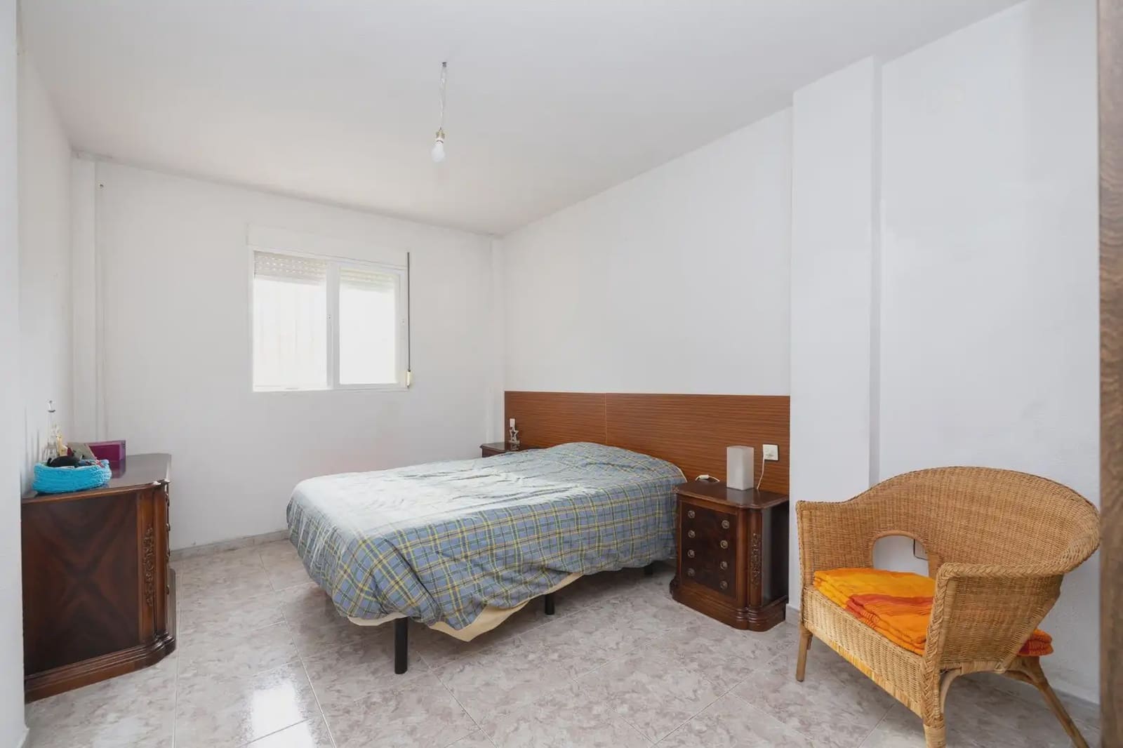 Villa/Maison à vendre à Otura avec garage - 349 500 € (Ref: 9837225)
