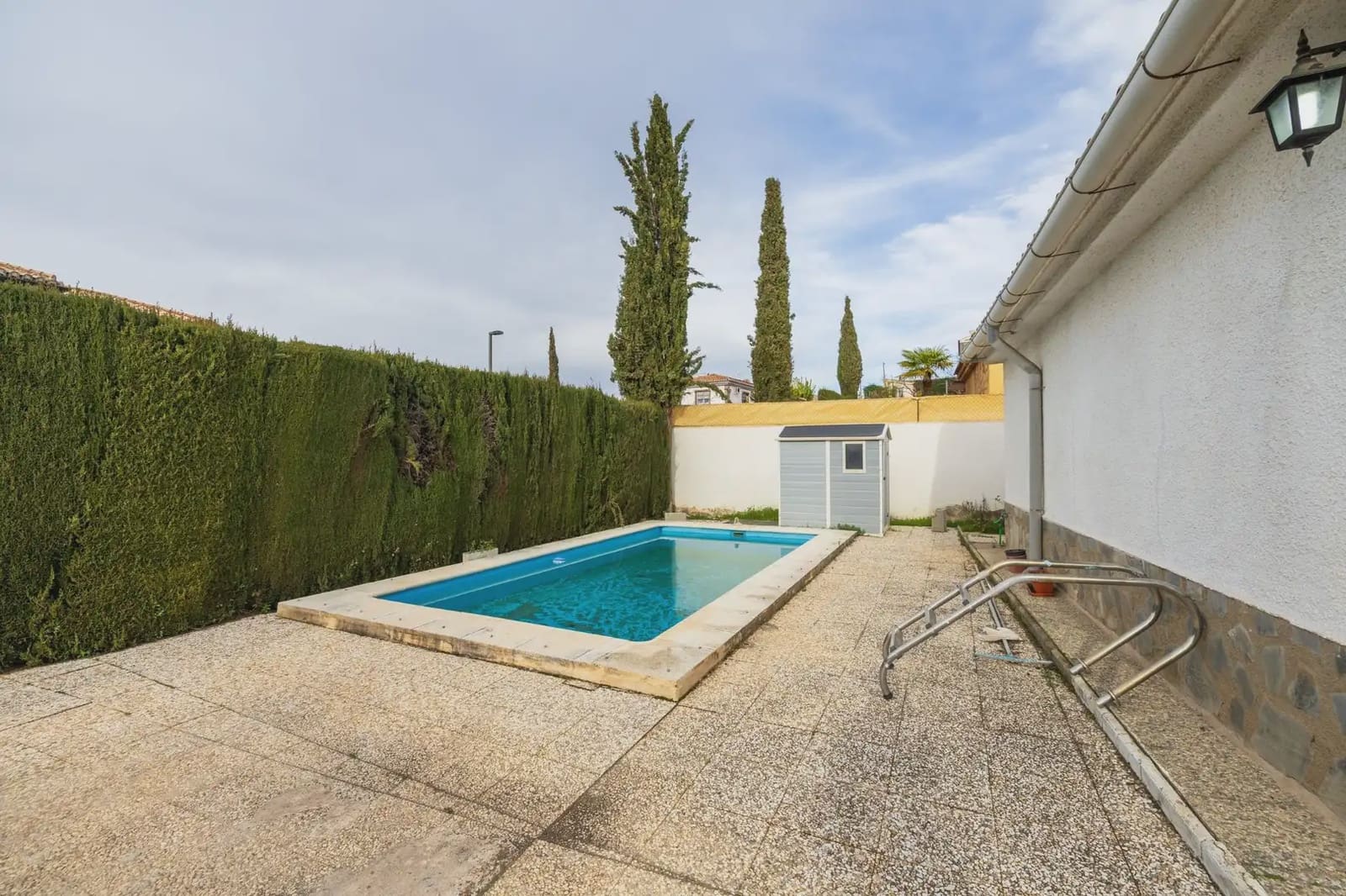 Villa/Maison à vendre à Otura avec garage - 349 500 € (Ref: 9837225)