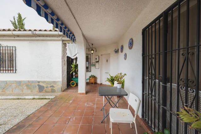 Villa/Maison à vendre à Otura avec garage - 349 500 € (Ref: 9837225)