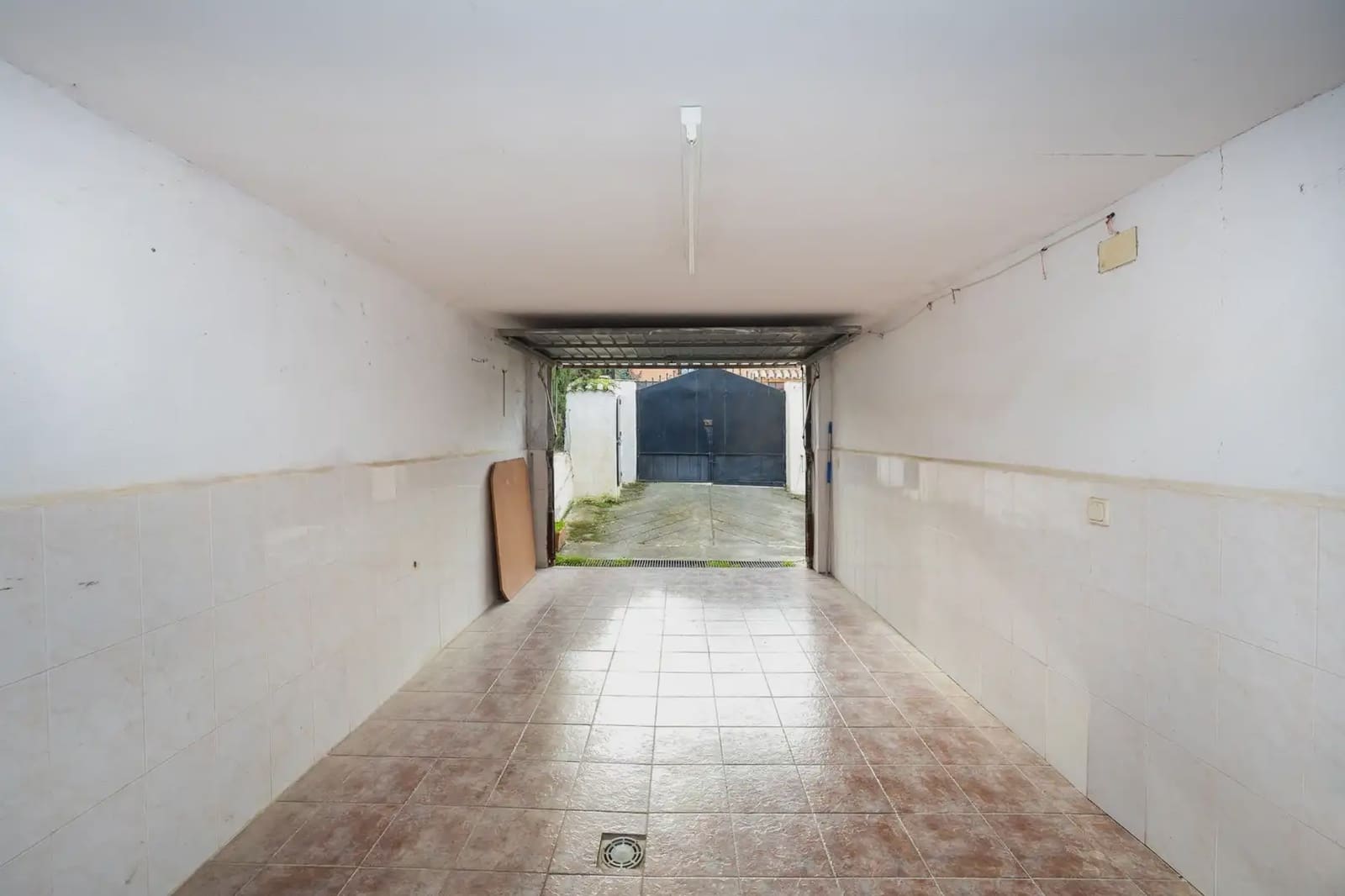 Villa/Maison à vendre à Otura avec garage - 349 500 € (Ref: 9837225)