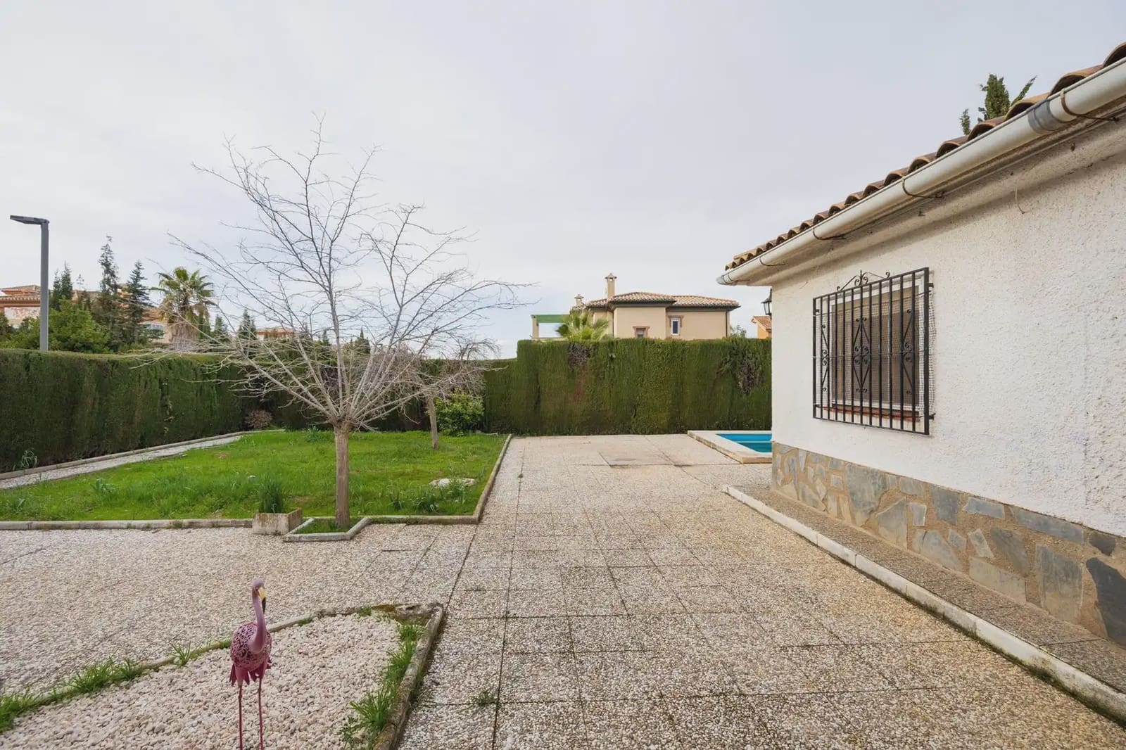 Villa/Maison à vendre à Otura avec garage - 349 500 € (Ref: 9837225)