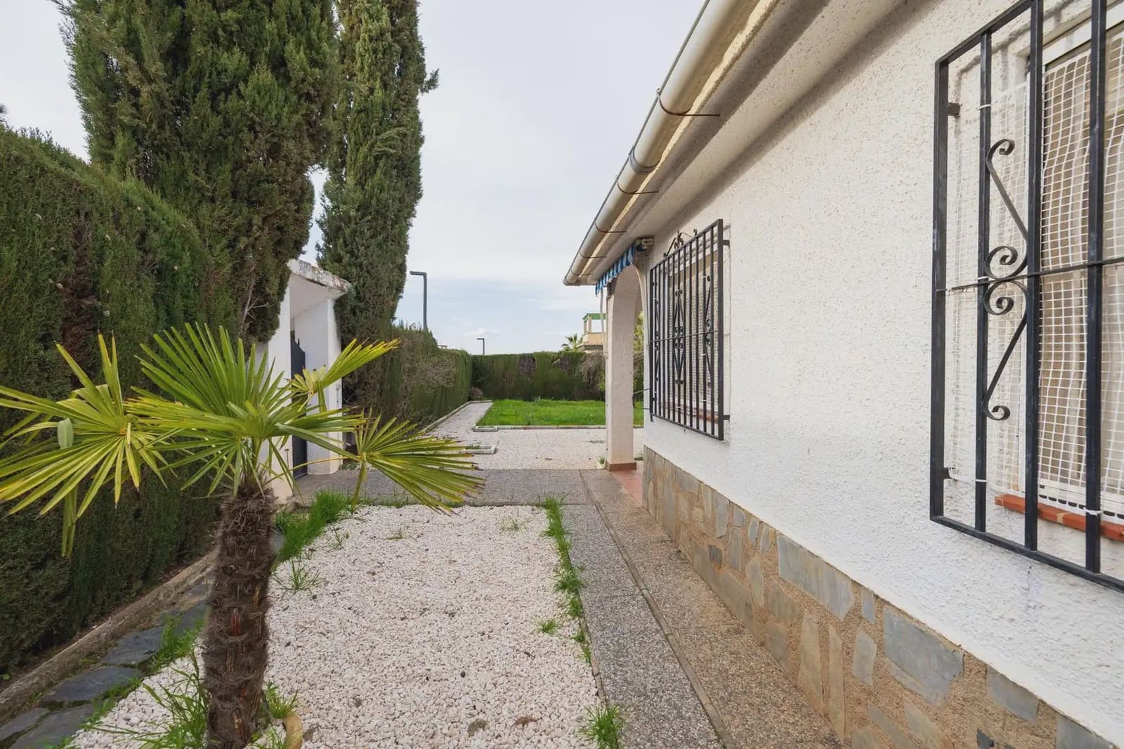 Villa/Maison à vendre à Otura avec garage - 349 500 € (Ref: 9837225)