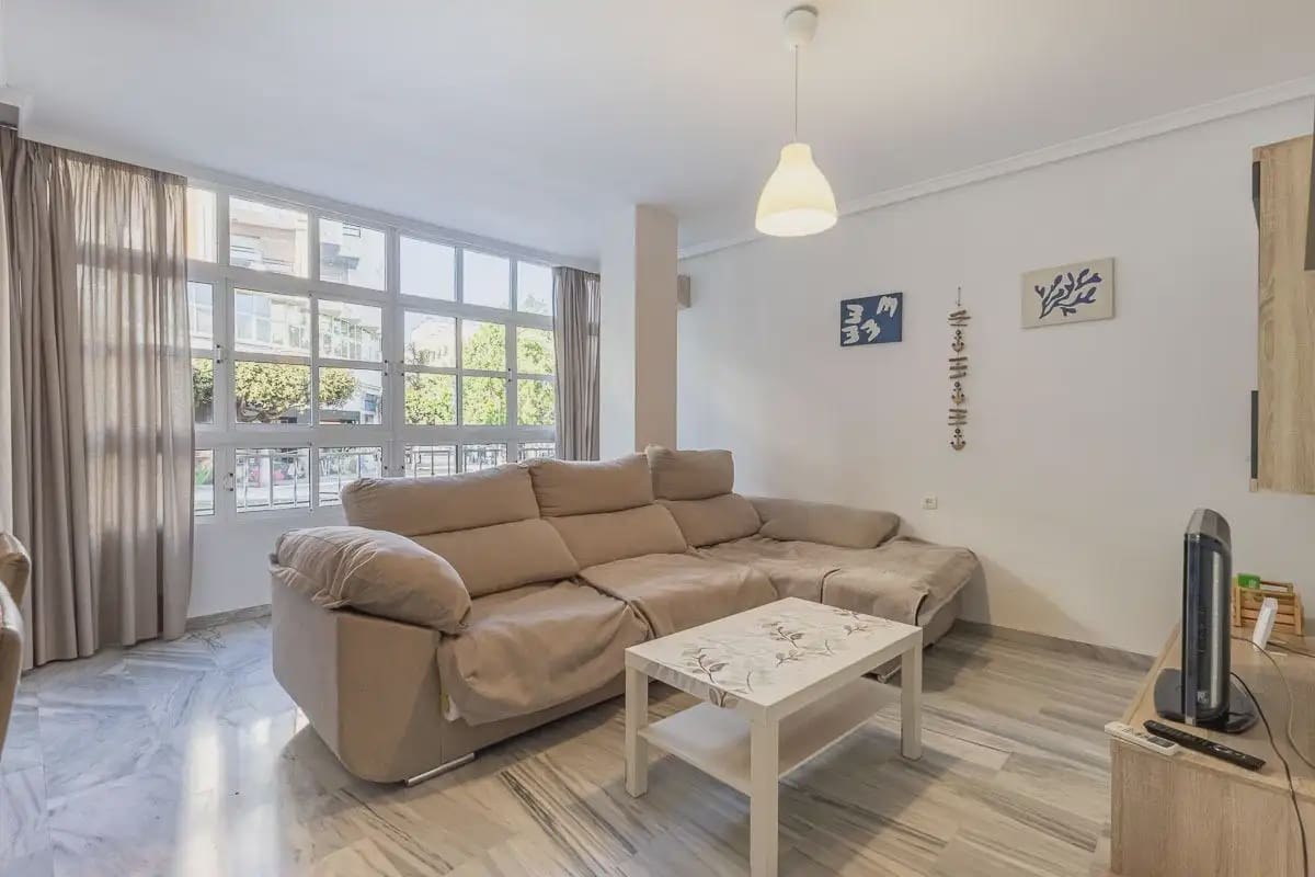 Flat for sale in Motril - € 245,000 (Ref: 9837226)