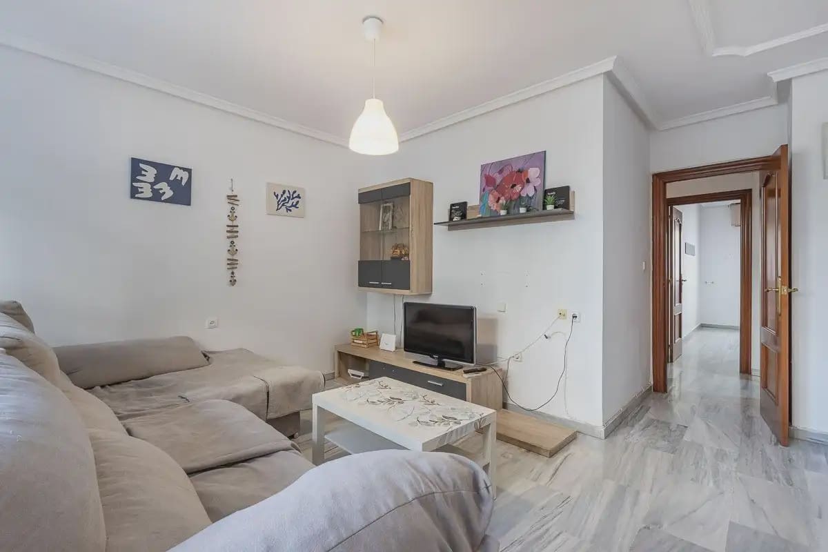 Flat for sale in Motril - € 245,000 (Ref: 9837226)