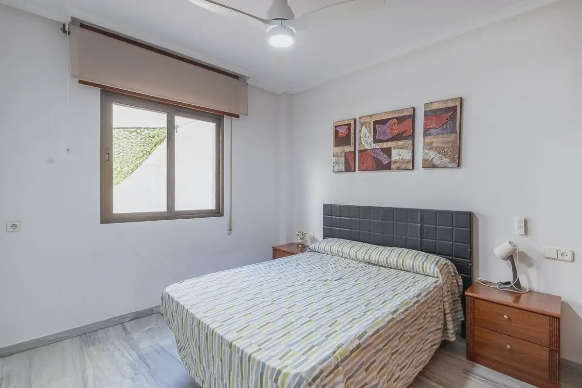 Flat for sale in Motril - € 245,000 (Ref: 9837226)