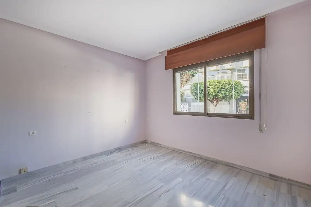 Flat for sale in Motril - € 245,000 (Ref: 9837226)