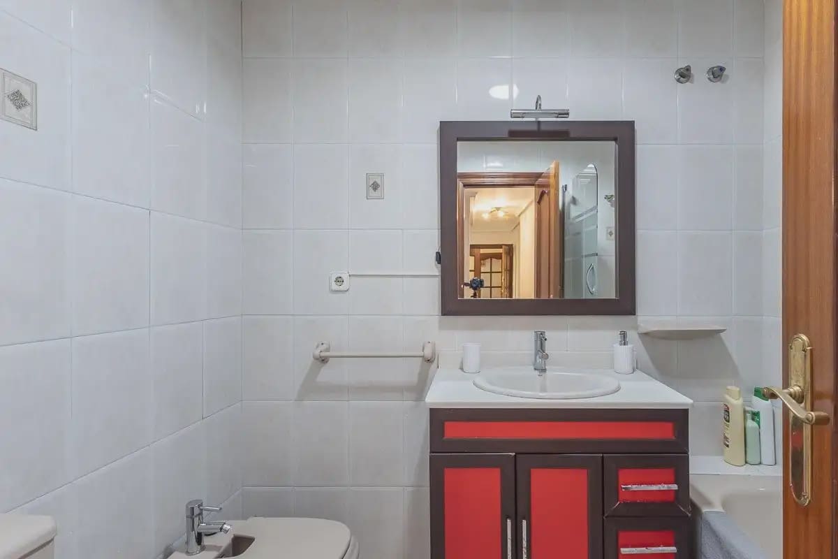 Flat for sale in Motril - € 245,000 (Ref: 9837226)