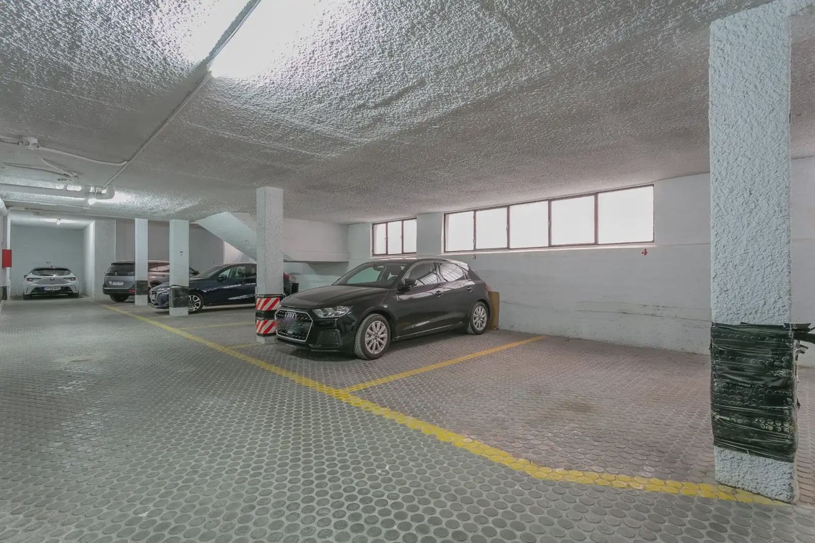 Företag till salu i Granada stad - 19 900 € (Ref: 9837229)