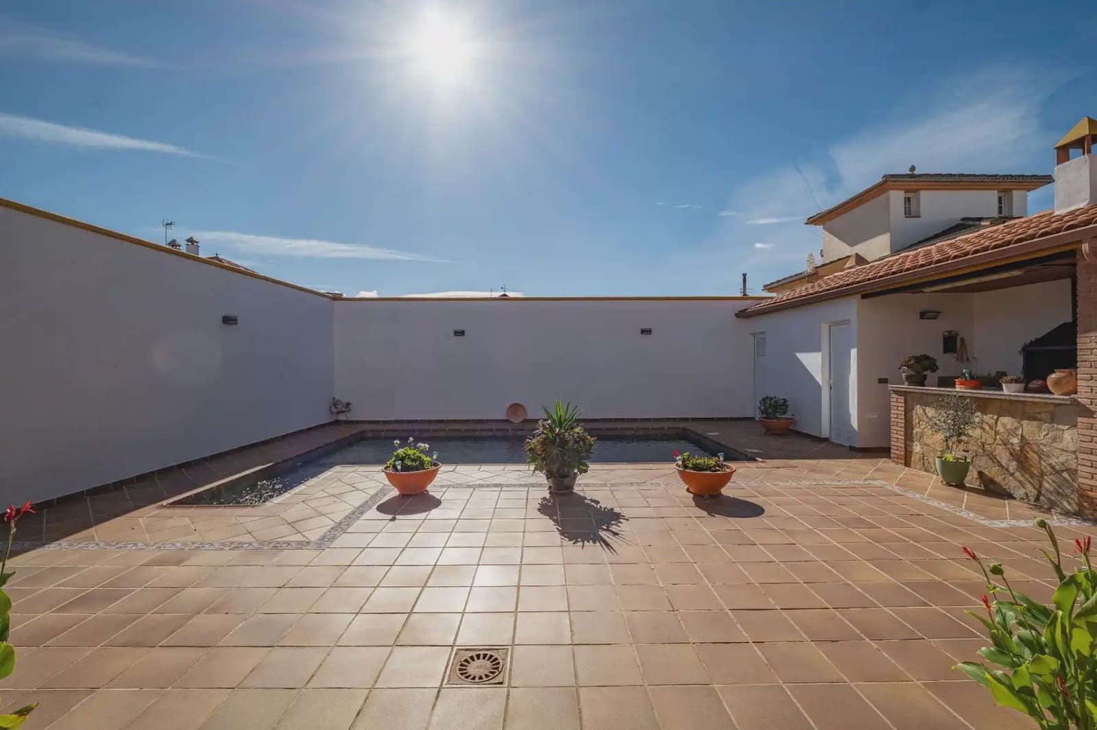 Villa til salg i Albolote med swimmingpool garage - € 455.000 (Ref: 9837230)