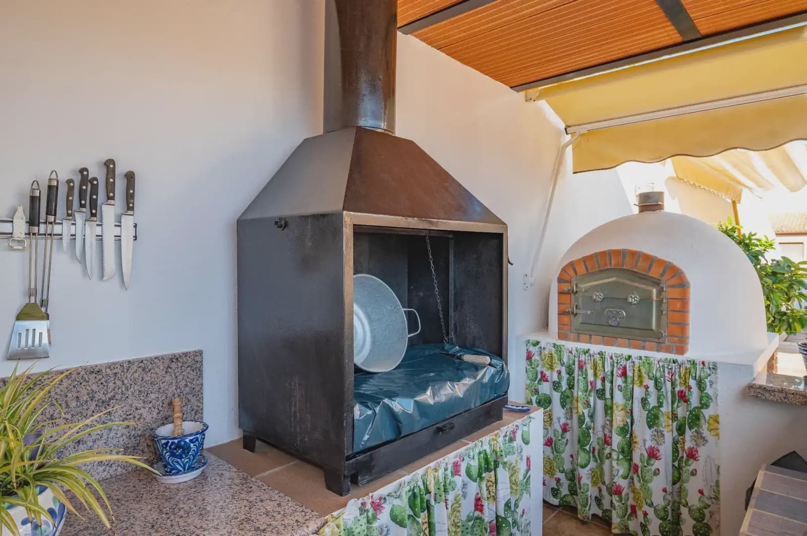 Villa til salg i Albolote med swimmingpool garage - € 455.000 (Ref: 9837230)