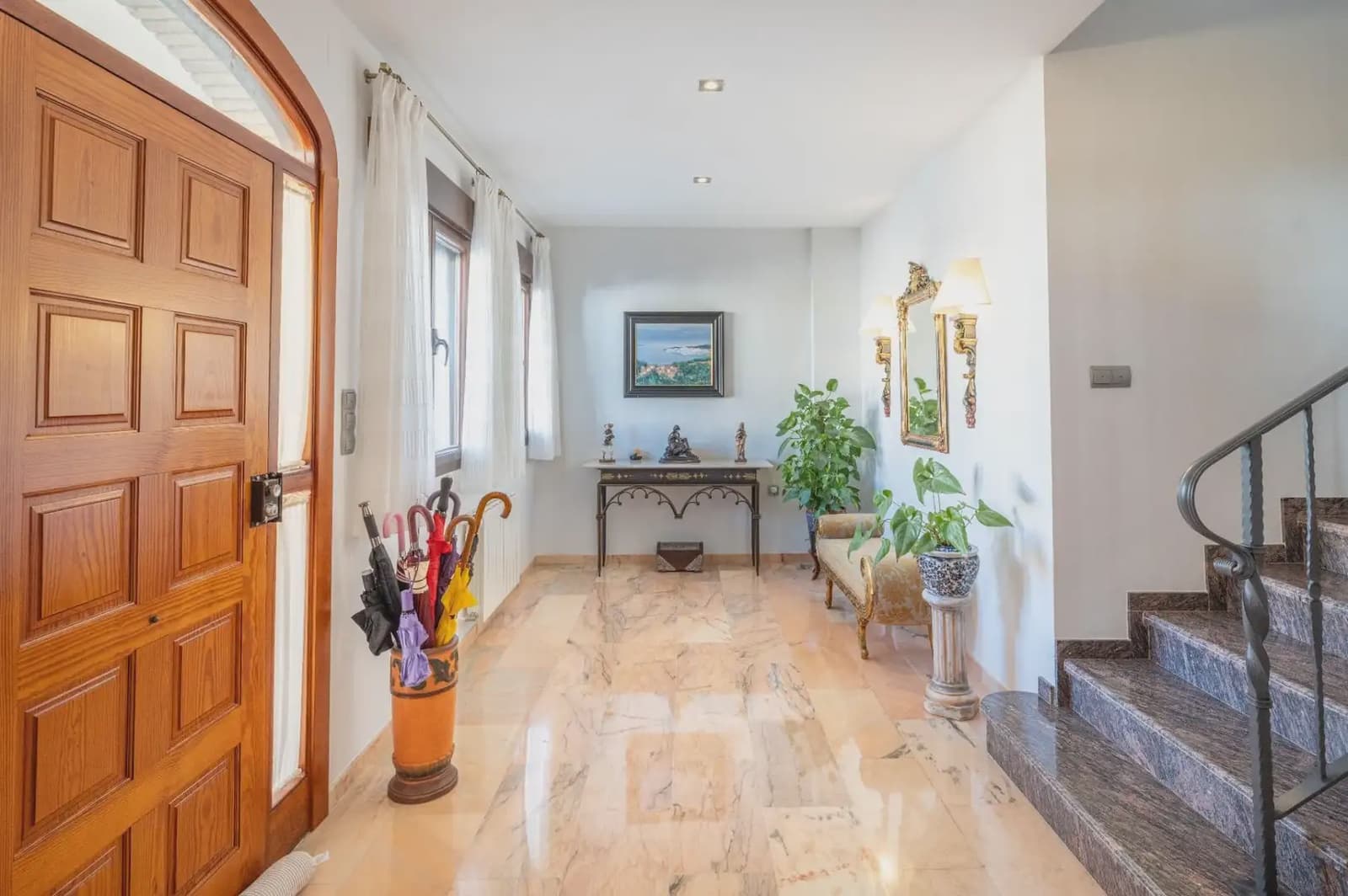 Villa til salg i Albolote med swimmingpool garage - € 455.000 (Ref: 9837230)