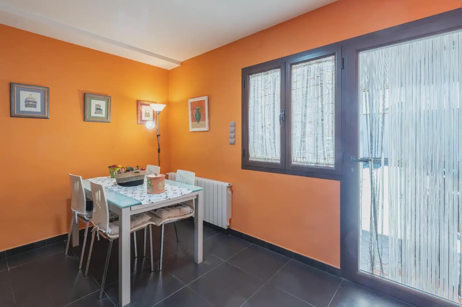 Villa til salg i Albolote med swimmingpool garage - € 455.000 (Ref: 9837230)