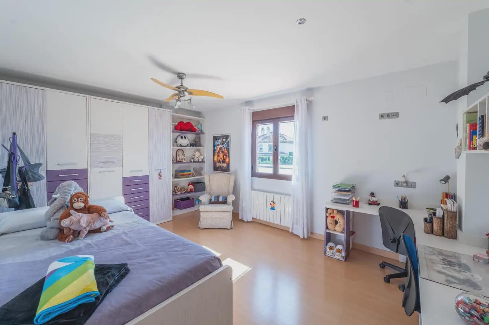 Villa til salg i Albolote med swimmingpool garage - € 455.000 (Ref: 9837230)