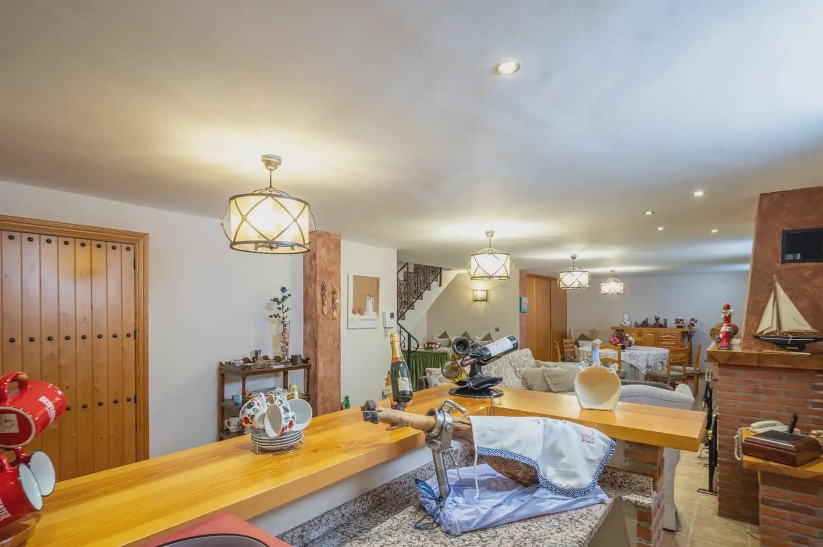 Villa til salg i Albolote med swimmingpool garage - € 455.000 (Ref: 9837230)