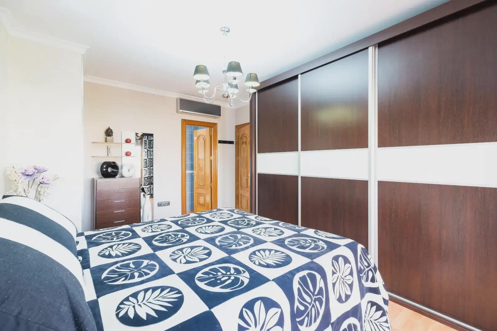 Kjedet enebolig til salgs i Peligros med garasje - € 330 000 (Ref: 9837231)