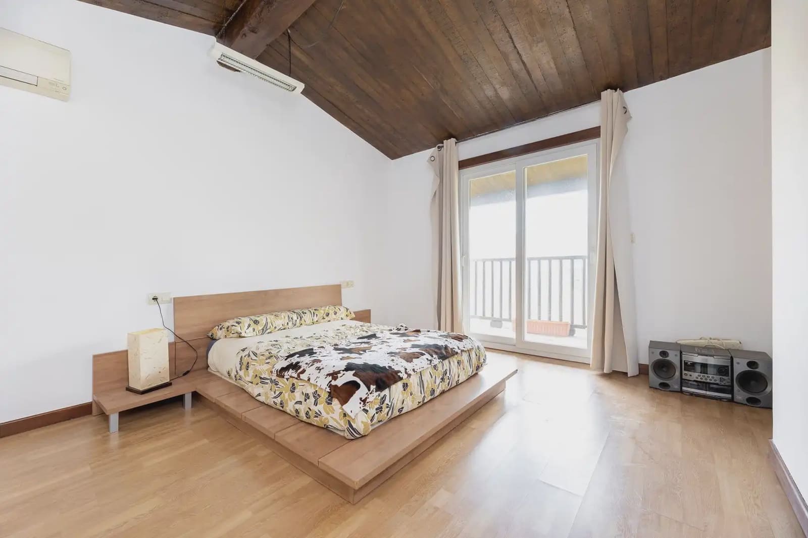 Villa zu verkaufen in Dudar - 369.000 € (Ref: 9837232)