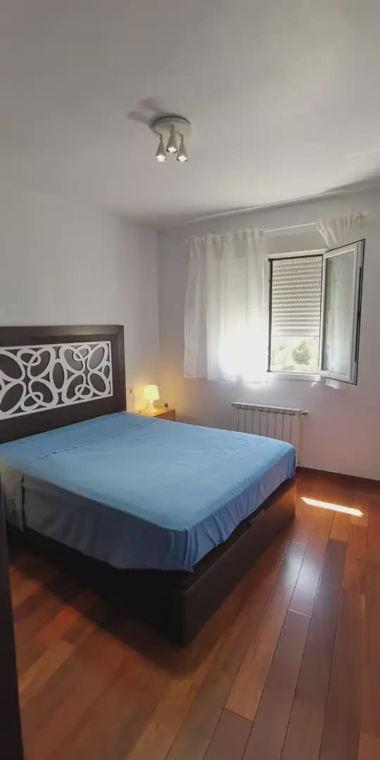 Wohnung zu vermieten in Granada Stadt mit Garage - 900 € (Ref: 9837234)