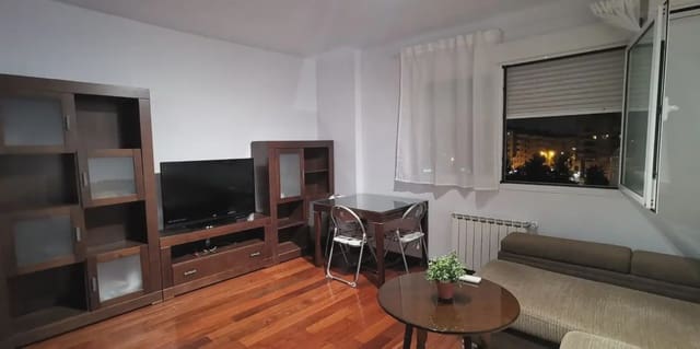 Wohnung zu vermieten in Avda. Federico Garcia Lorca - Nueva Estación Autobuses, Granada Stadt mit Garage - 900 € (Ref: 9837234)