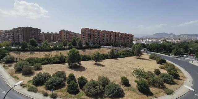 Wohnung zu vermieten in Avda. Federico Garcia Lorca - Nueva Estación Autobuses, Granada Stadt mit Garage - 900 € (Ref: 9837234)