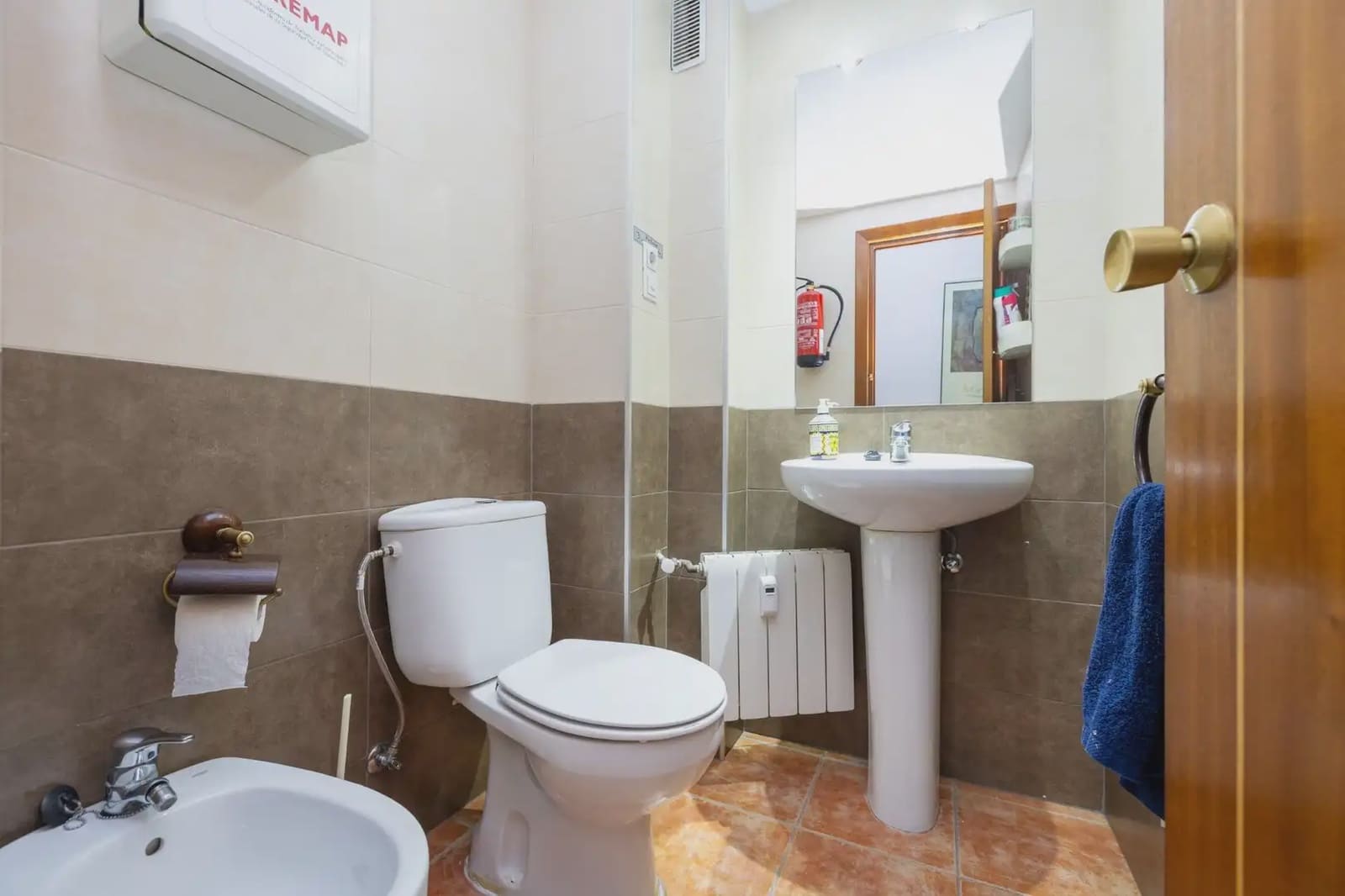 Flat for sale in Granada city with garage - € 374,900 (Ref: 9837236)